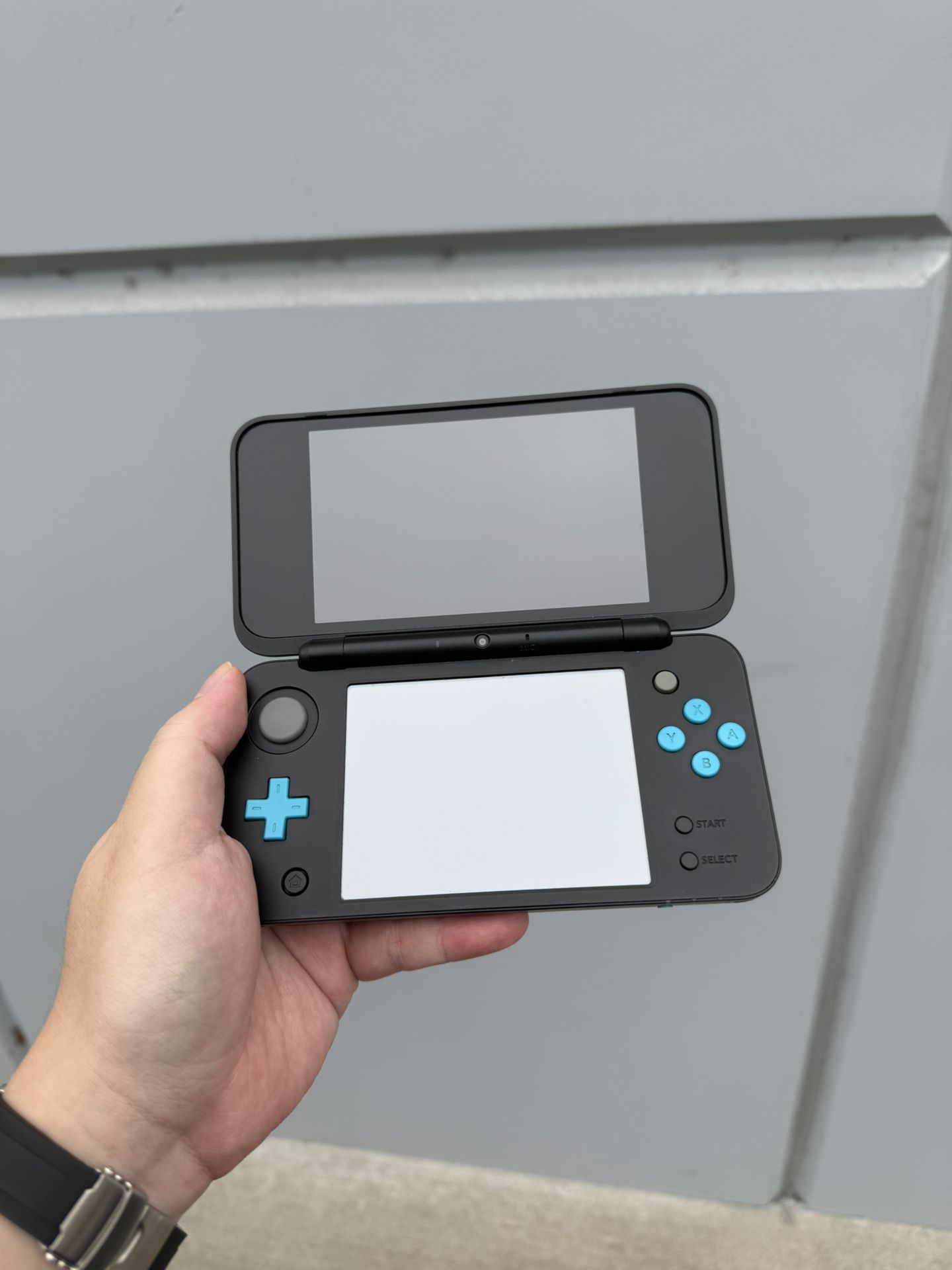 New Nintendo 2DS XL HShop