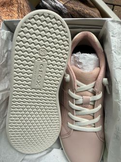 Geox pink girl shoes
