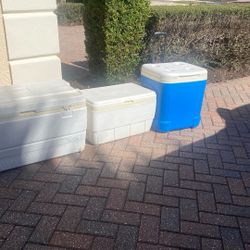 3 Igloo Coolers