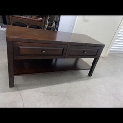 Pamari Tv Stand 