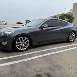 2013 Hyundai Genesis