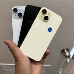 Factory Unlocked Apple iPhone 15 128gb, Sold with warranty 