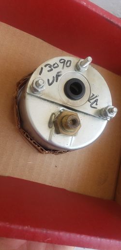 AutoMeter Liquid Filled Oil Pressure Gauge 