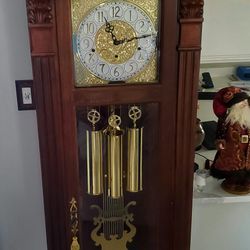 Ridgeway Grandfather Clock With Moon Phase