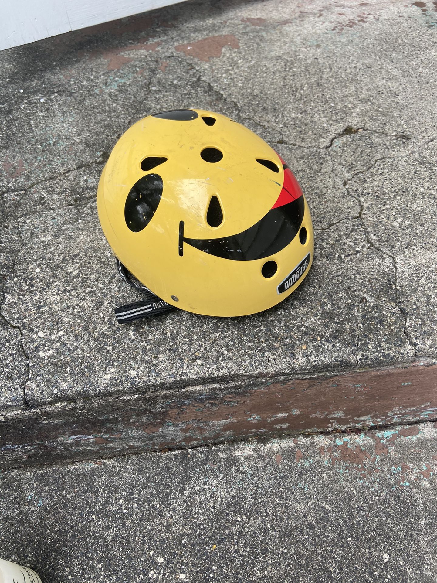 Kids bike helmet.  Used By My Cautious Daughter .