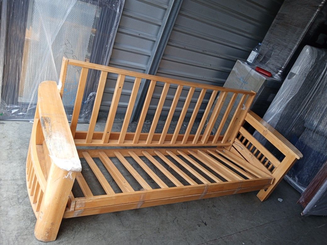 Grand Futon Frame Teak