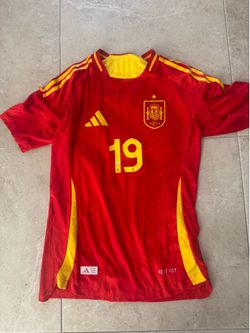 Lamine Yamal jersey size M