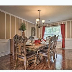 Dining Table 6 Chair And Hutch 