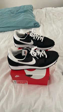 NIKE AIR PEGASUS 83
