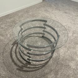 Round Glass Coffee Table with Chrome Base – Modern Design 