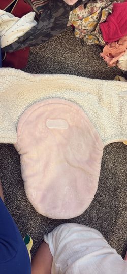 Baby swaddle & pacifiers