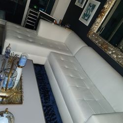 used sofa in very good condition