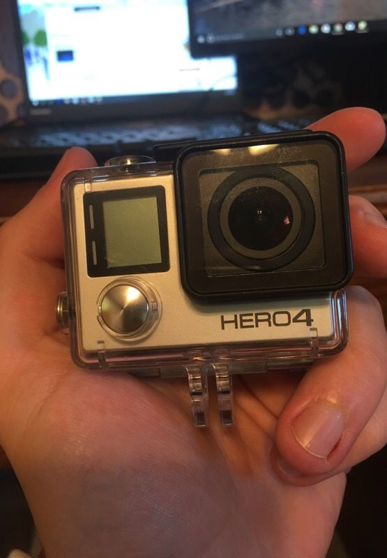 GoPro hero 4 with loads of extra