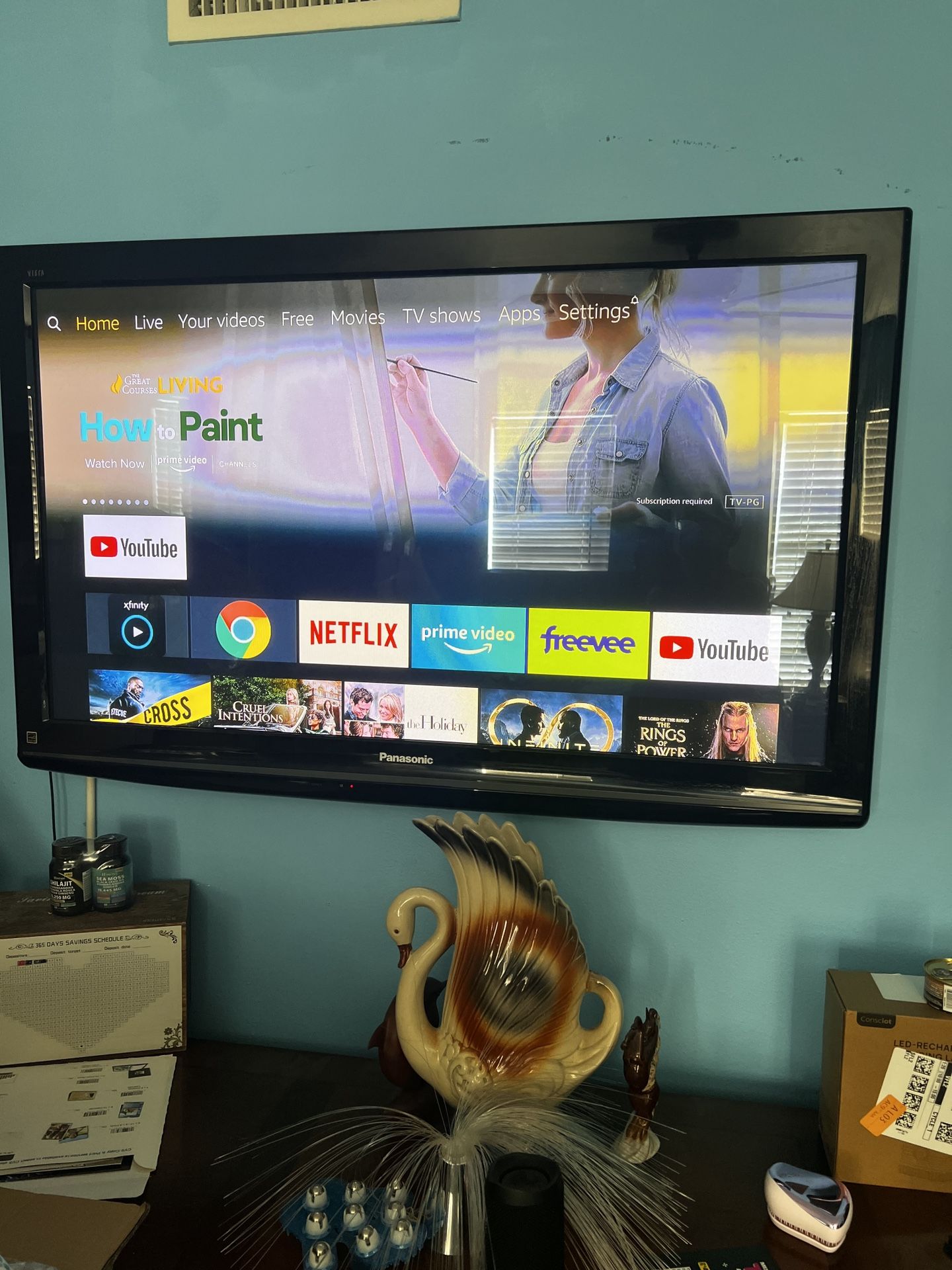 Tv Panasonic 50 Inch , Tv Wall Mount and Fire Tv Included
