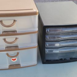 TWO SMALL DRAWERS STORAGE 