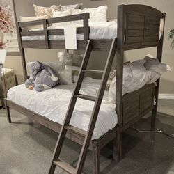 Flynn Bunk Bed Twin Over Twin Or Twin Over Full Size 