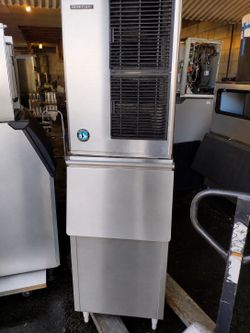 Hoshizaki Commercial Ice Machine with Bin - ice Marker