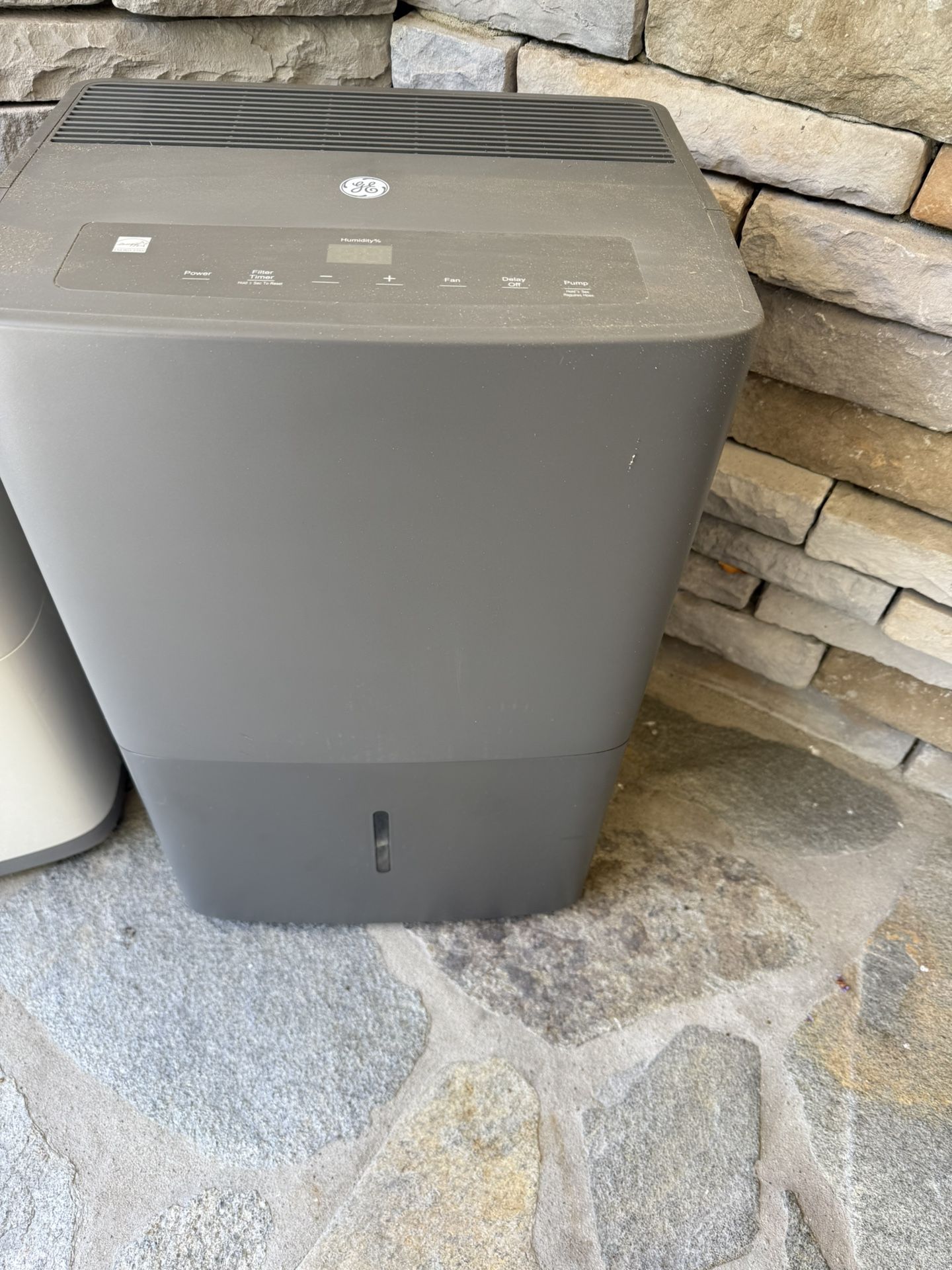 GE Dehumidifier 