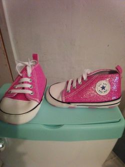 Babies pink tennis size 3 $5