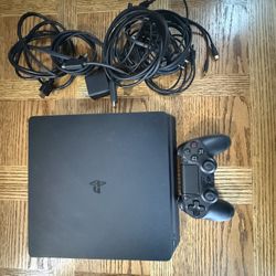 PS4 Slim w/new Controller And Games