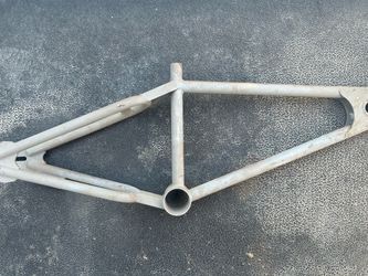 OLDSCHOOL BMX 1977 MONGOOSE MOTO MAG FRAME ONLY