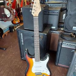 Ventura Stratocaster w/Temolo Sunburst   