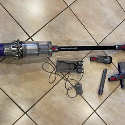 Dyson V10 Absolute