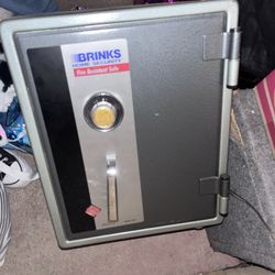 BRINKS HOME SECURITY Fire Resistant Safe