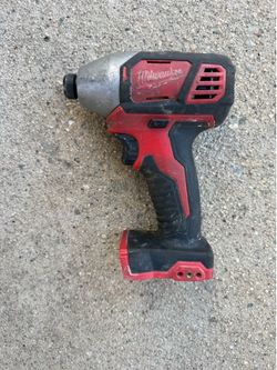 Milwaukee M18 18V Lithium-lon Cordless 1/4 in. Hex Impact Driver