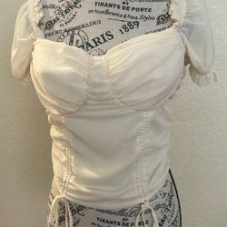 Lovely Renaissance Style Blouse Size L Juniors 