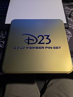 D23 Gold Member Pin Set