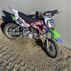 2022 Kawasaki KLX 110 RL Dirtbike