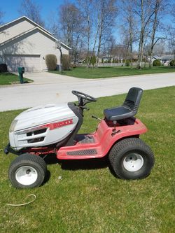 Huskee supreme LT 21 hp 46