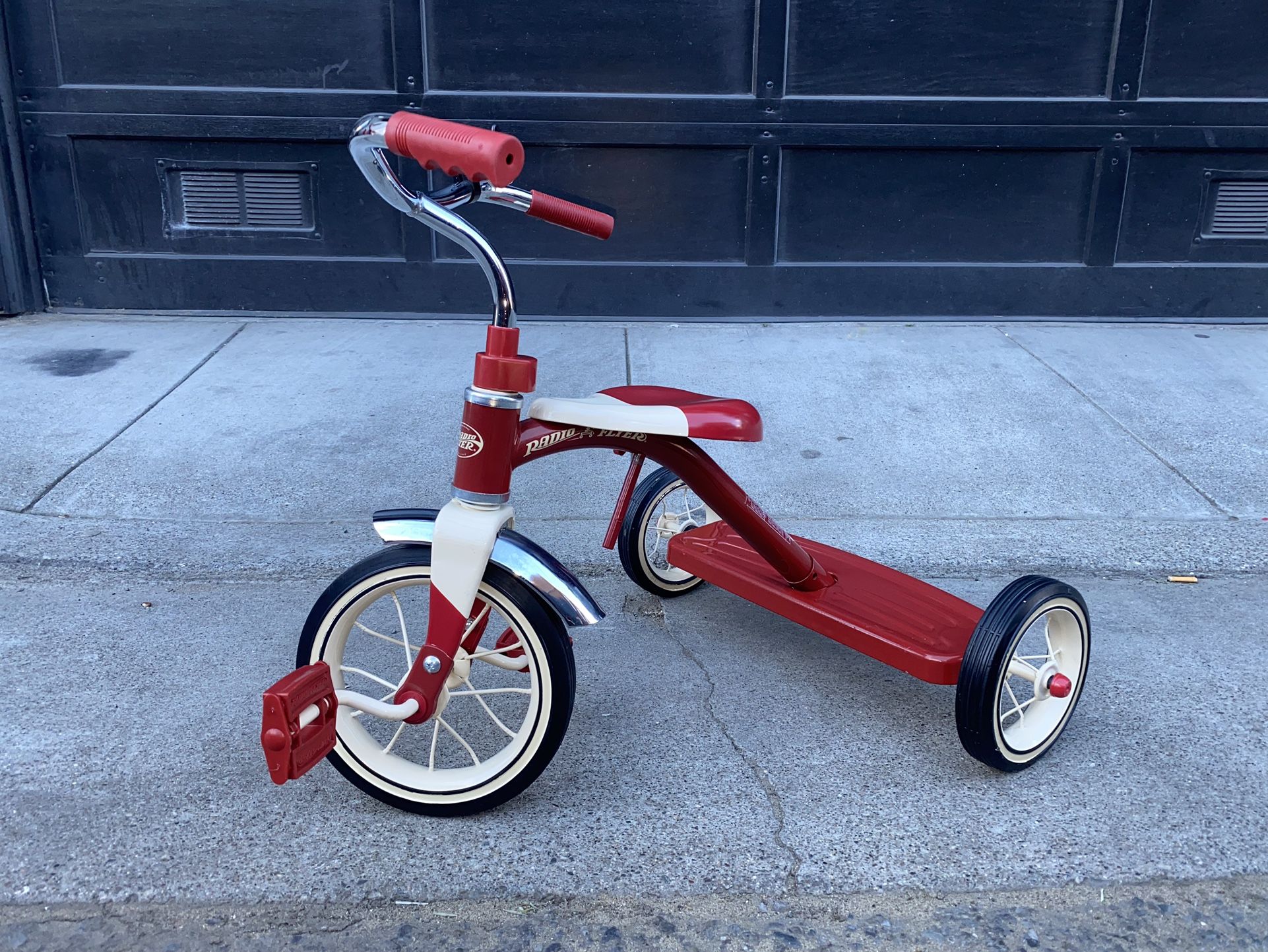 Radio Flyer Tricycle Single Deck (Great Condition)