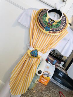 Little girls Egyptians costume Size S or 5/6