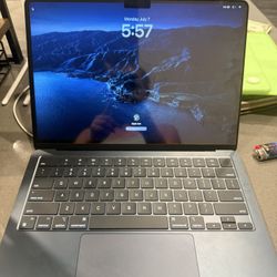 MacBook Air 13”