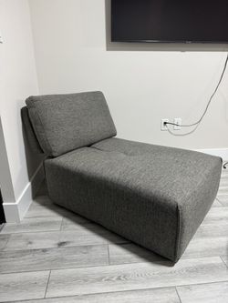 Chaise Lounge Chair
