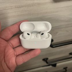 AirPods Pro (2nd Gen) - Authentic, Unused