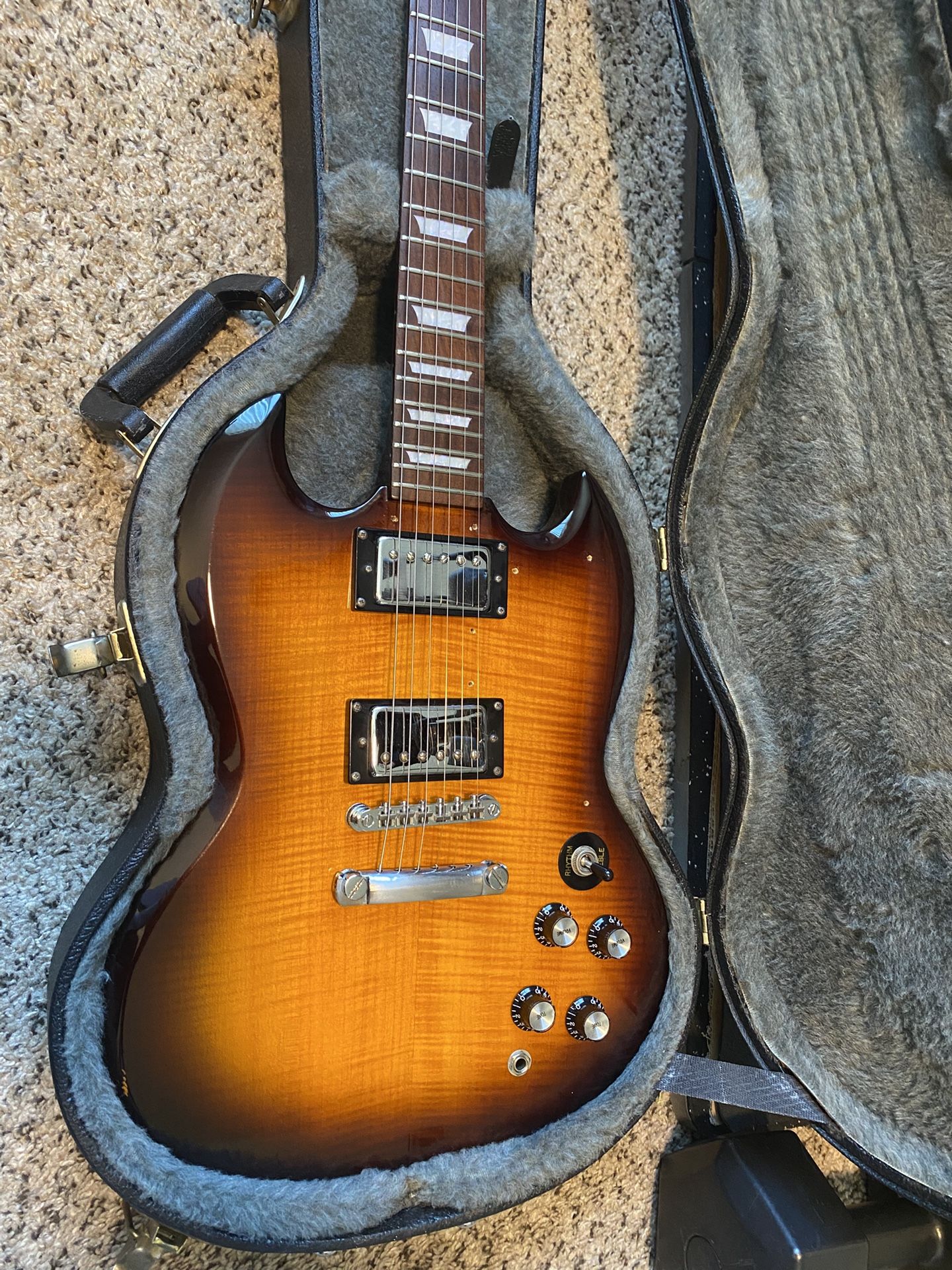Vintage 1999 Epiphone G-400 Deluxe SG