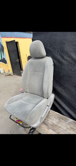 Toyota Corolla Driver Seat ( 2009-12 )