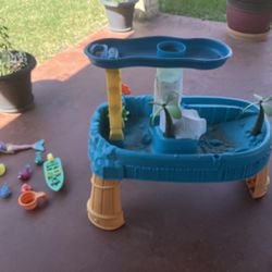 Fisher price Sand/Water Play Table