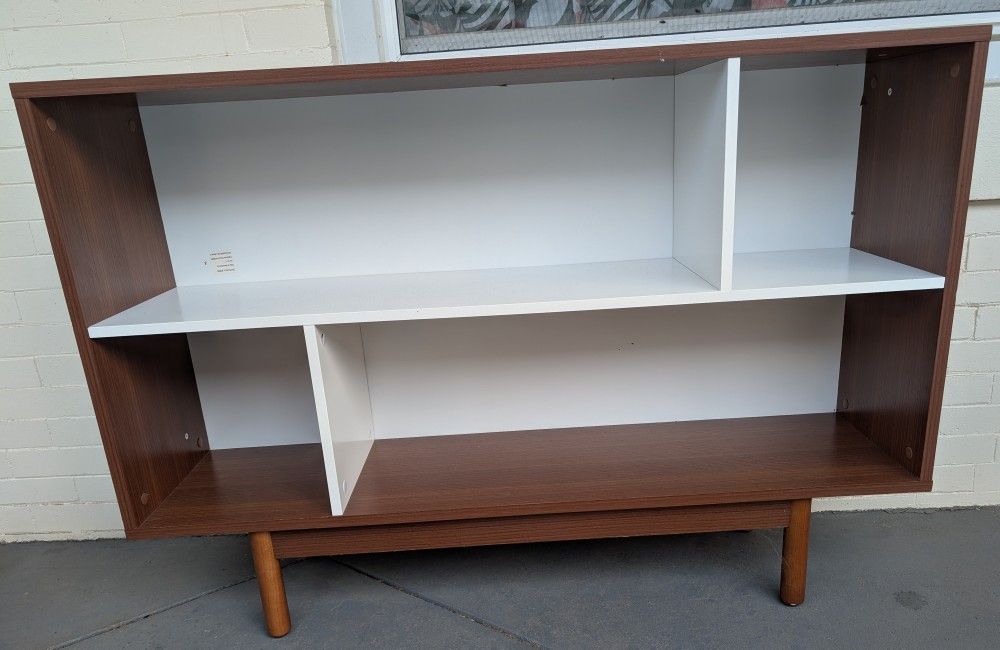 Bookcase 