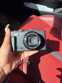 4K ULTRA HD DIGITAL CAMERA