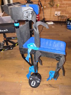 iWalk Knee Crutch New (Used Only 2x)