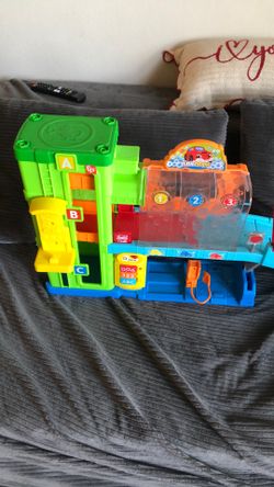 Little People Car Wash Play Set 