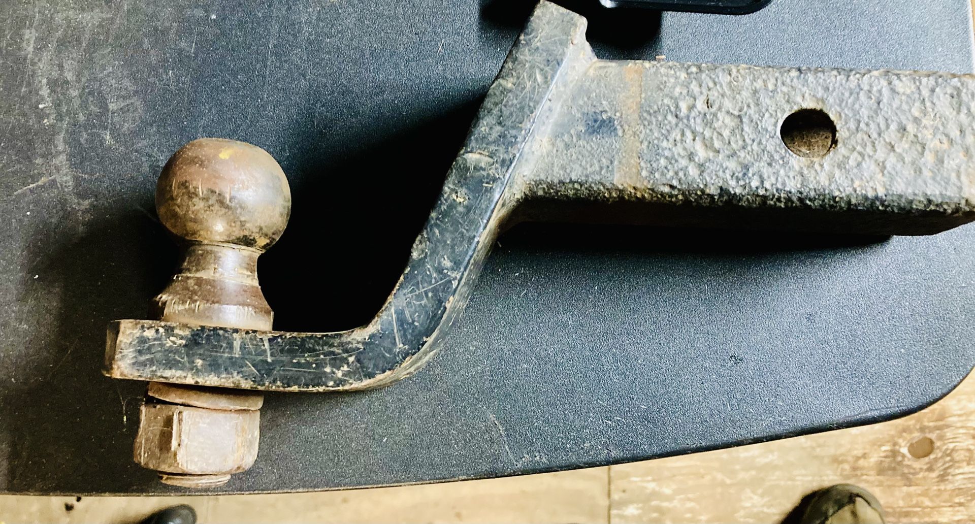 Drop Trailer Hitch With 2” Ball 