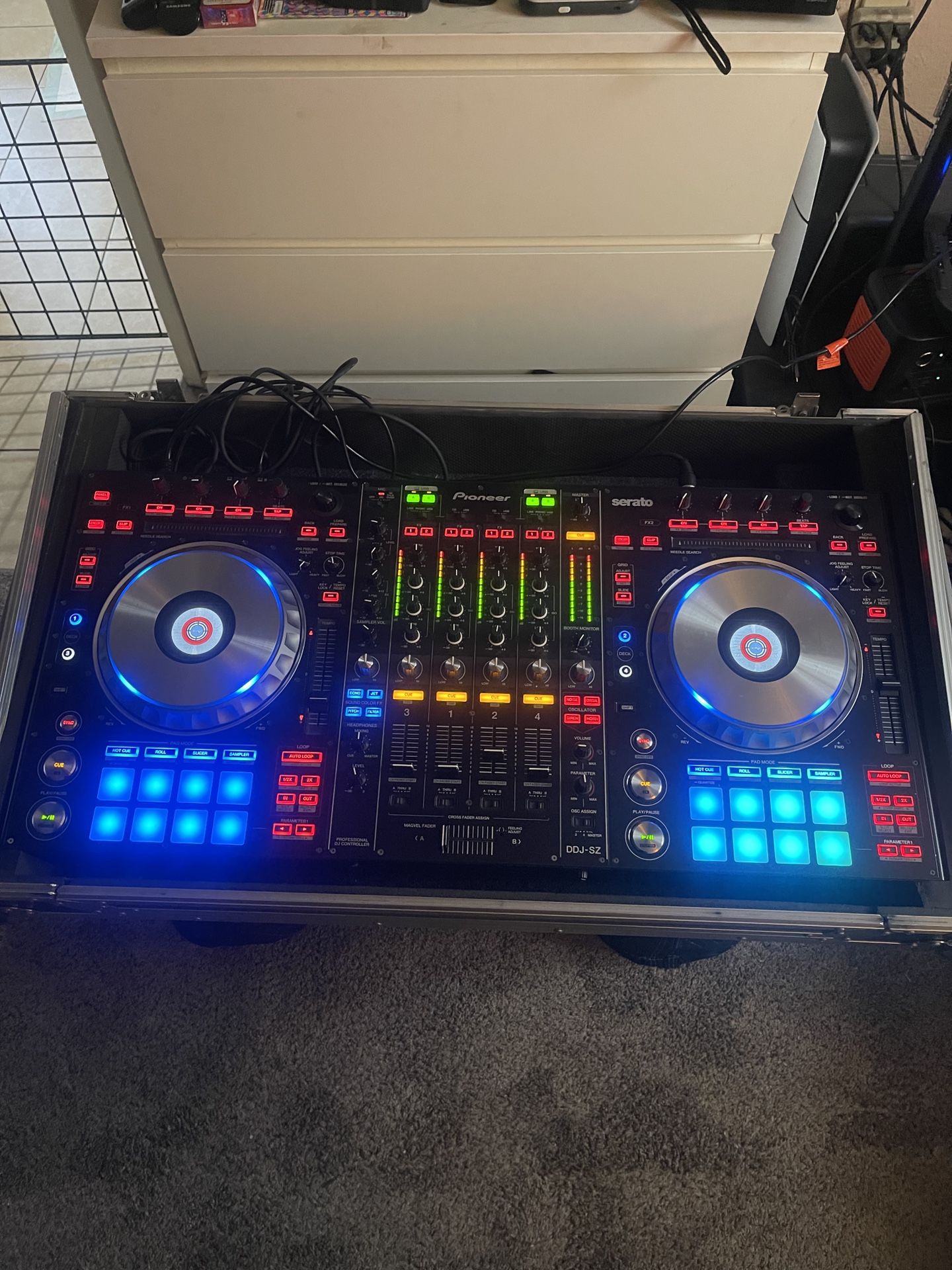 Pioneer DDJ SZ Controller