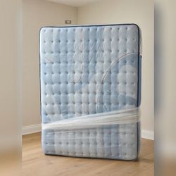 Sealy Posturepedic Plus King Mattress New 76 X 80 - New - Aloma, FL