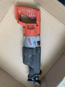 Milwaukee M18 Sawzall used