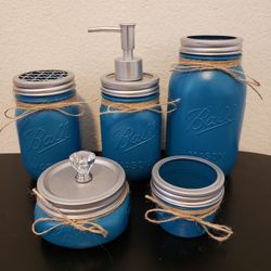 Bathroom mason jar decor